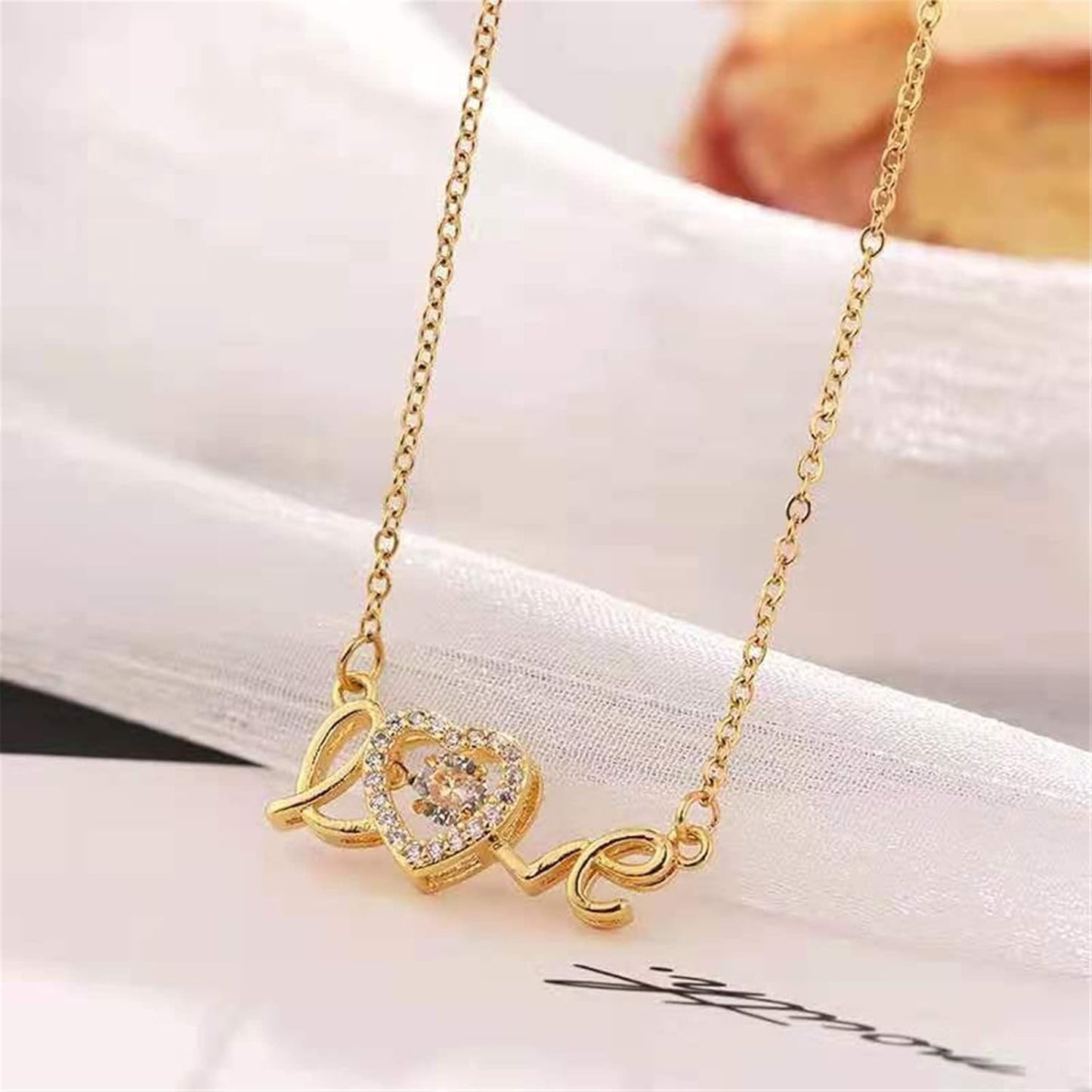 Collier Cœur Éclatant en Zircon
